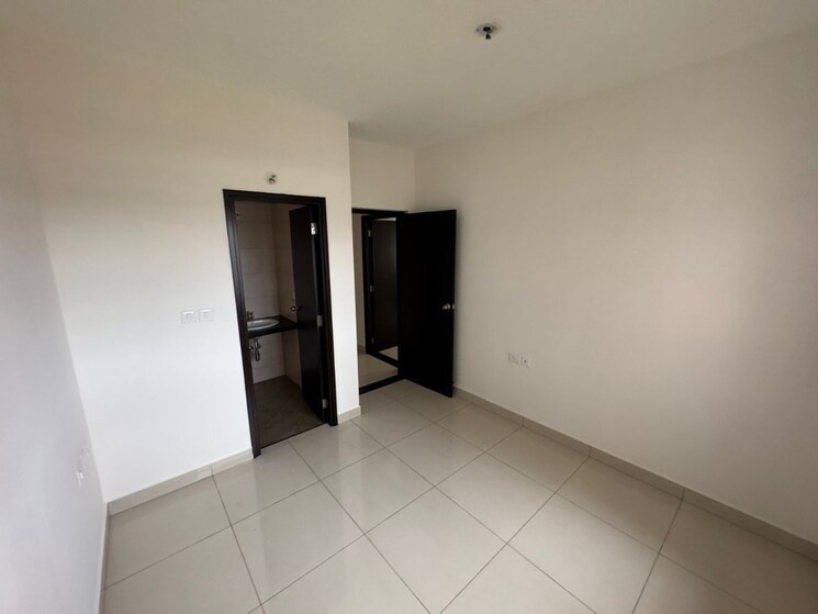 Room, provident-park-square-phase-4 3 Bedroom 1100 Sq.Ft. Apartment In Kanakapura Road Bangalore 9028240