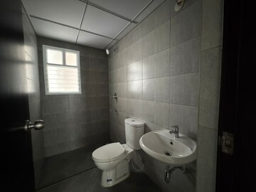 Bathroom in 3 BHK Apartment at Provident Park Square Phase 4, Kanakapura Road – for Sale