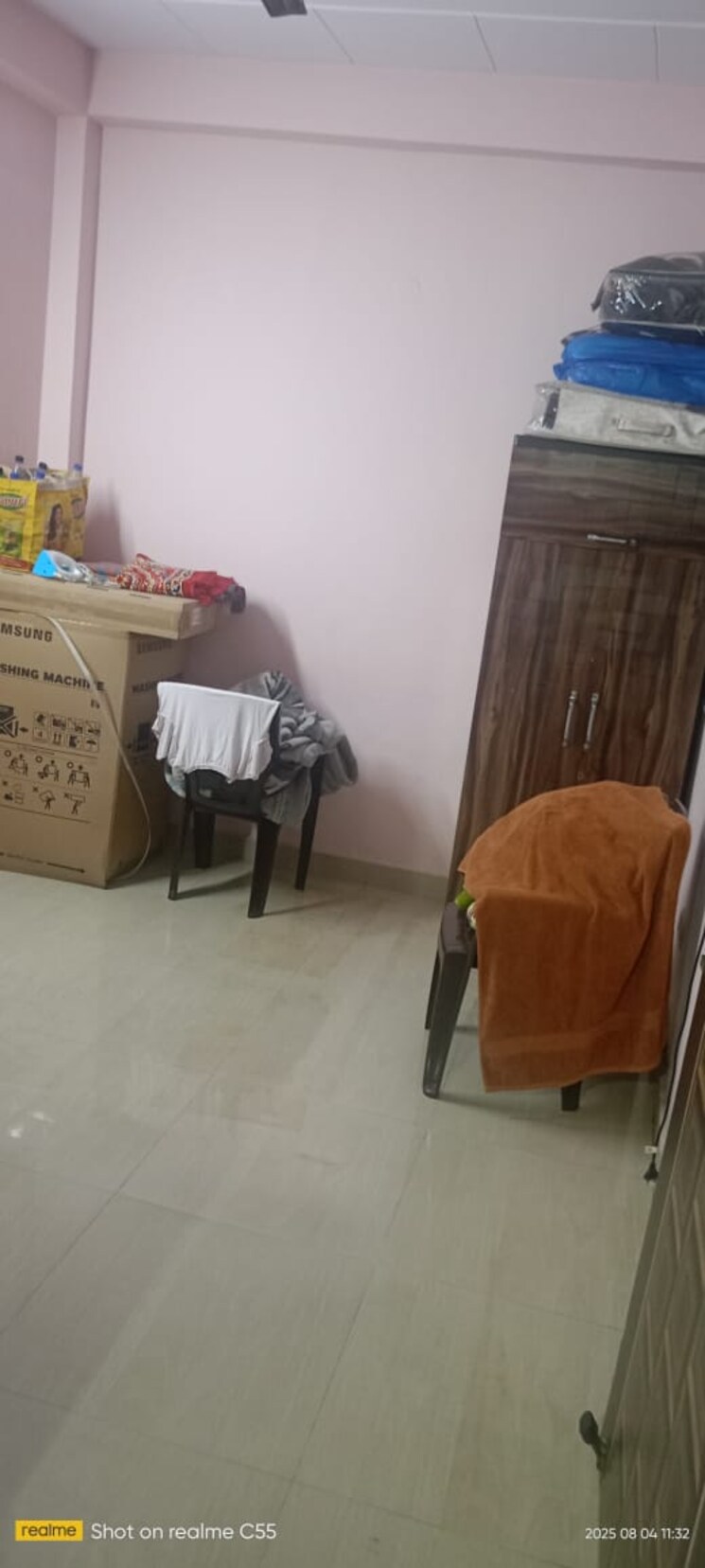 Living Room, vasundhara sector 5 2 Bedroom 65 Sq.Mt. Builder Floor In Vasundhara Sector 5 Ghaziabad 9029015