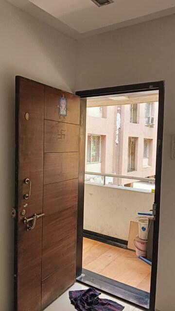 Furnished Amenities in 1 BHK Apartment at G K Jarvari, Pimple Saudagar – for Rent