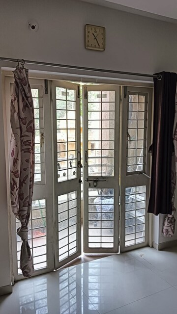 Room in 1 BHK Apartment at G K Jarvari, Pimple Saudagar – for Rent