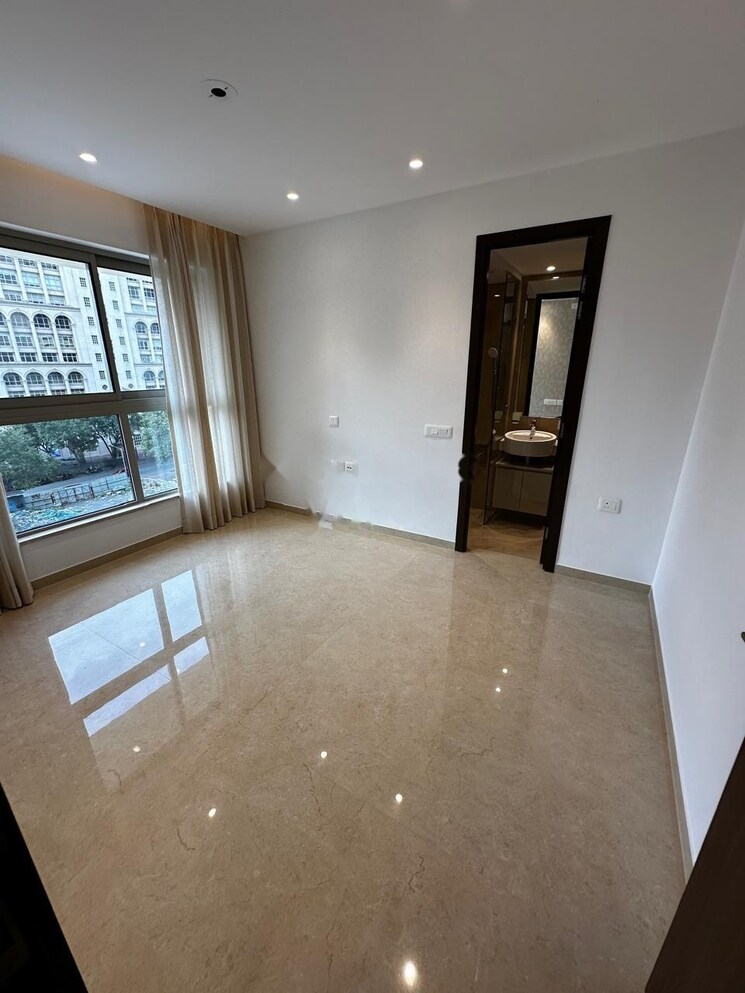 Room, naman-habitat 3 Bedroom 1122 Sq.Ft. Apartment In Andheri West Mumbai 9029080