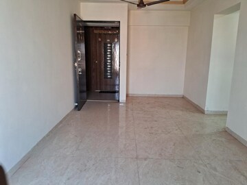 Room in 2 BHK Builder Floor at Parshva The Dream, Kandivali West – for Sale