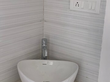 Bathroom in 2 BHK Builder Floor at Parshva The Dream, Kandivali West – for Sale