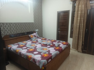 Bedroom in 3 BHK Builder Floor at Dhakoli – for Rent