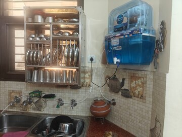 Furnished Amenities in 3 BHK Builder Floor at Dhakoli – for Rent