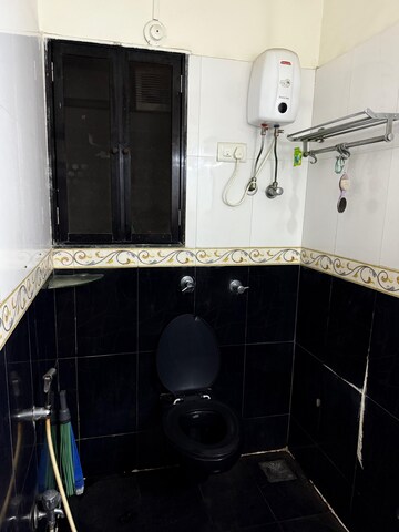  2 BHK Apartment at Manavsthal Heights, Andheri East – for Rent