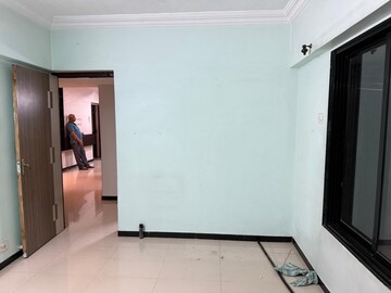 Room in 2 BHK Apartment at Manavsthal Heights, Andheri East – for Rent