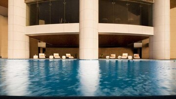 Swimming Pool in 3 BHK Apartment at Indiabulls Blu, Worli – for Sale