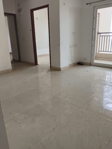 Room in 2 BHK Apartment at Ace Divino, Sector 1 Greater Noida – for Rent