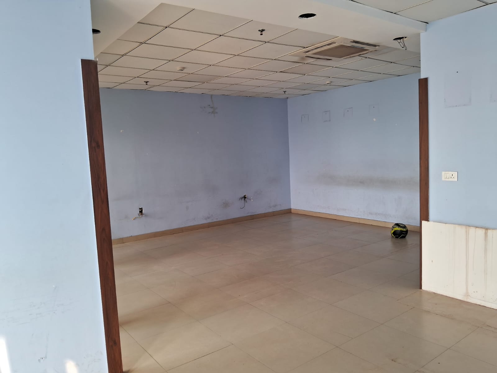 Office Space For Sale in Salt Lake Sector V