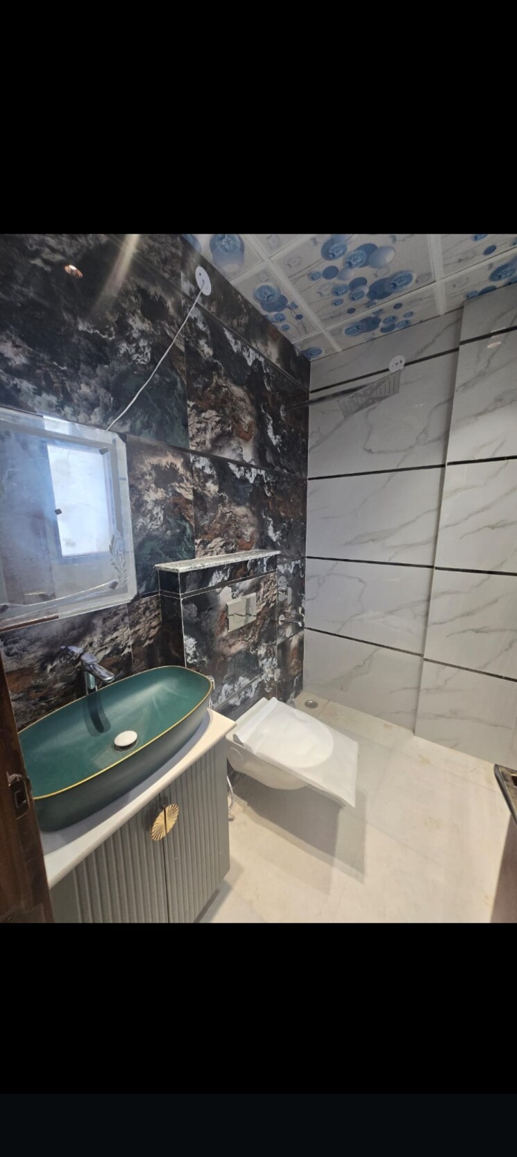 Bathroom, vasundhara sector 1 3 Bedroom 90 Sq.Mt. Builder Floor In Vasundhara Sector 1 Ghaziabad 9029192