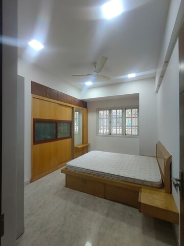 Bedroom in 3 BHK Apartment at nishant coronatiom apartments, Richmond Town – for Rent