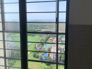 Room in 2 BHK Apartment at Shree Abhishek CHS, Kandivali West – for Sale