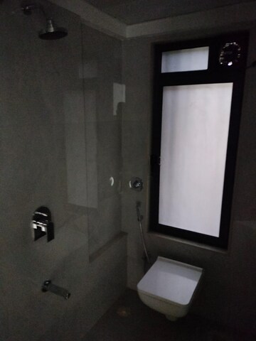 Bathroom in 1.5 BHK Apartment at Chandiwala Pearl Heaven, Andheri East – for Rent