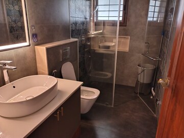 Attached Bathroom in 4 BHK Independent House at Hsr Layout – for Rent