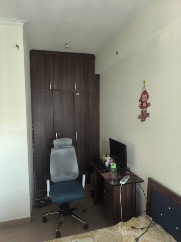 Furnished Amenities in 2 BHK Apartment at Gaur City 6th Avenue, Sector 4 Greater Noida – for Rent