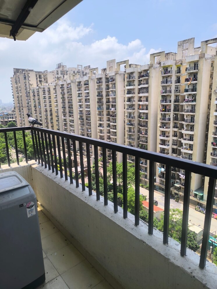 Balcony, gaur-city-6th-avenue 2 Bedroom 980 Sq.Ft. Apartment In Sector 4 Greater Noida Greater Noida 9029344