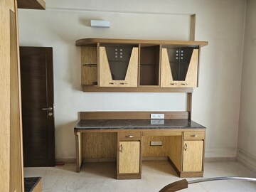 Living Room in 5 BHK Apartment at Vishal Apartment Basavangudi, Basavanagudi – for Rent