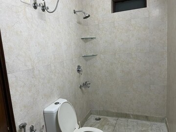 Bathroom in 3 BHK Apartment at RWA Azadpur Colony, Model Town – for Rent