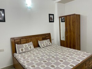 Bedroom in 3 BHK Apartment at RWA Azadpur Colony, Model Town – for Rent