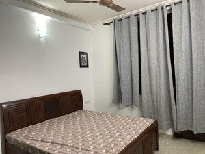 Bedroom in 3 BHK Apartment at RWA Azadpur Colony, Model Town – for Rent