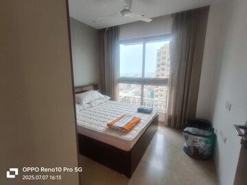 Bedroom in 2 BHK Apartment at Hiranandani Castle Rock, Powai – for Rent