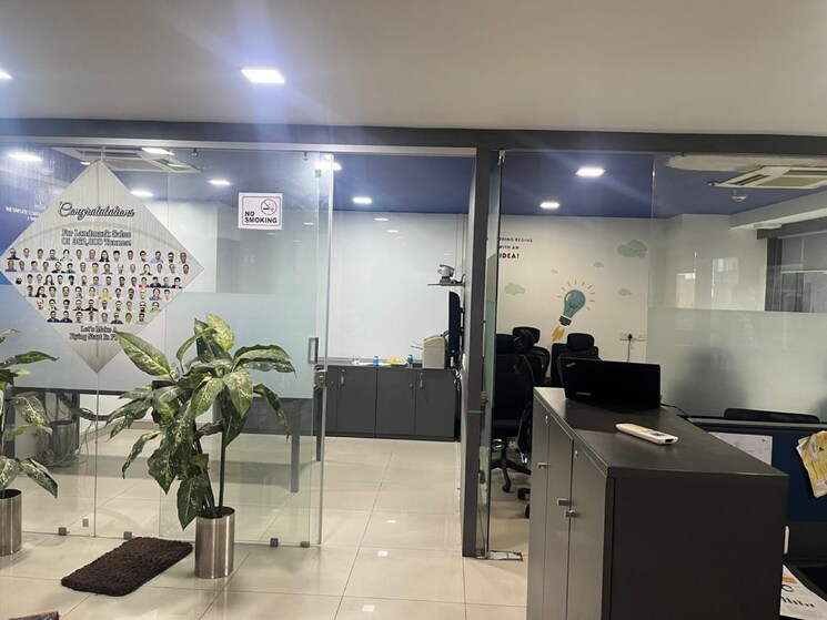 Team Area, ambli road Commercial Office Space in IT/SEZ 1170 Sq.Ft. In Ambli Road Ahmedabad 9029319