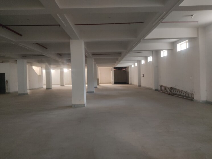  Parking, sector 63 Commercial Industrial Plot 24000 Sq.Ft. In Sector 63 Noida 9029334