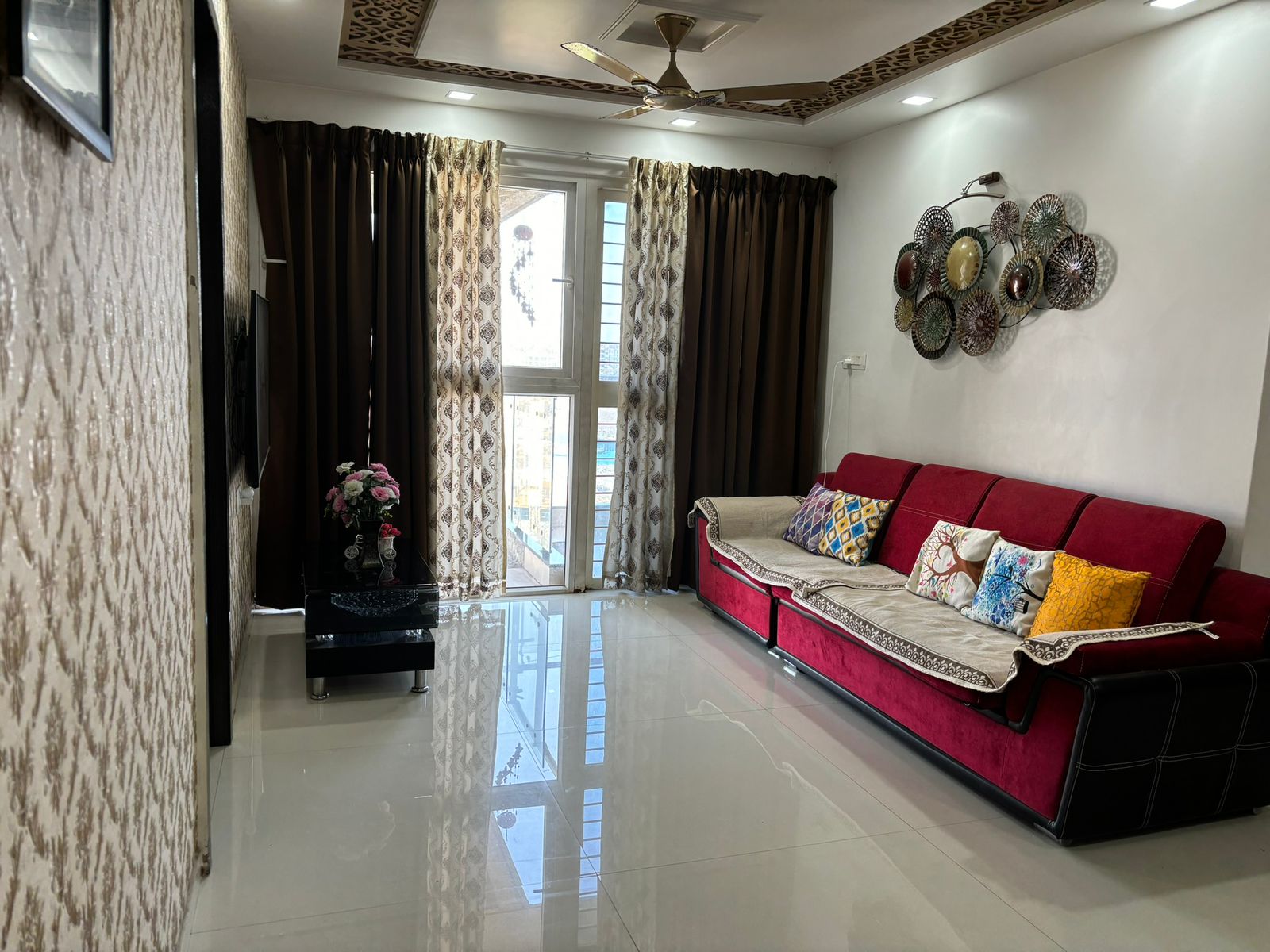 2.5 BHK 1400 Sq.Ft. Apartment in Empire Square