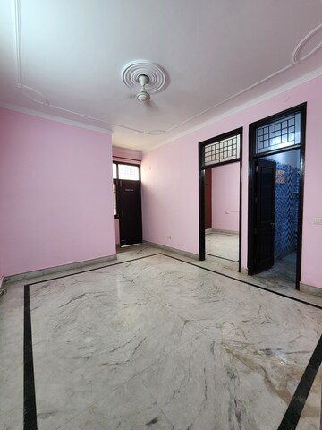 1 BHK Builder Floor For Rent in Chattarpur