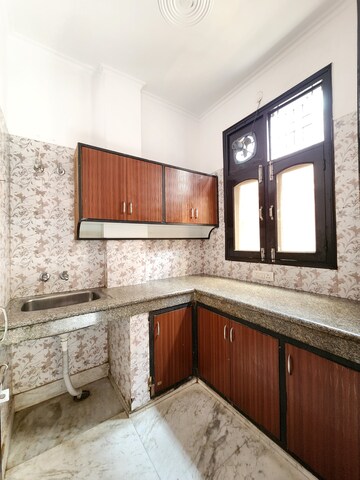Furnished Amenities in 1 BHK Builder Floor at Chattarpur – for Rent