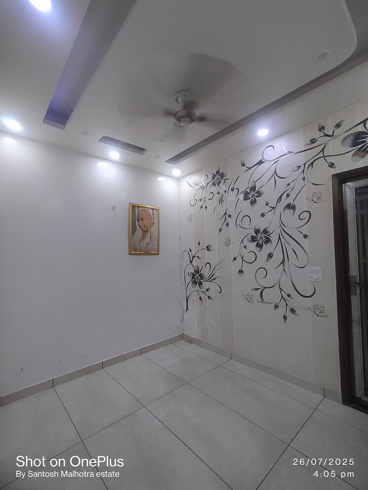 Bedroom, dwarka mor 1 Bedroom 40 Sq.Yd. Builder Floor In Dwarka Mor Delhi 9029421