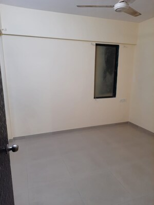 Room in 1.5 BHK Apartment at Green Square, Kasarvadavali – for Sale