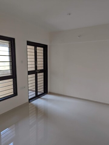 Room in 2 BHK Apartment at Kohinoor Coral Phase 3, Hinjewadi – for Rent
