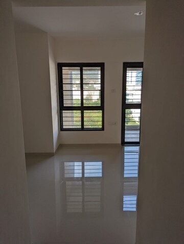 Room in 2 BHK Apartment at Kohinoor Coral Phase 3, Hinjewadi – for Rent