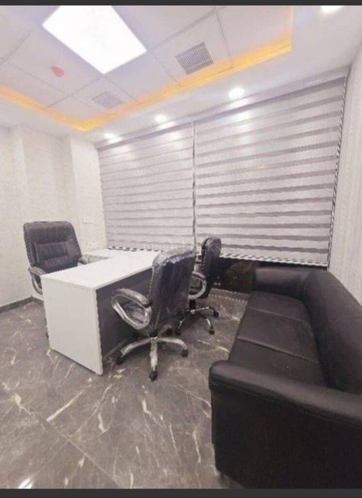 Team Area, alphathum Commercial Office Space 850 Sq.Ft. In Sector 90 Noida 9026012