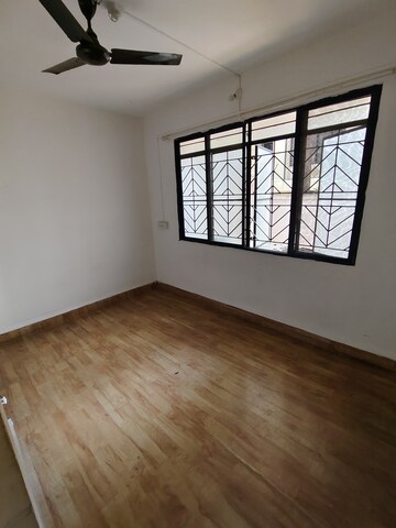 Room in 2 BHK Apartment at Rahul CHS Koregaon Park, Koregaon Park – for Rent