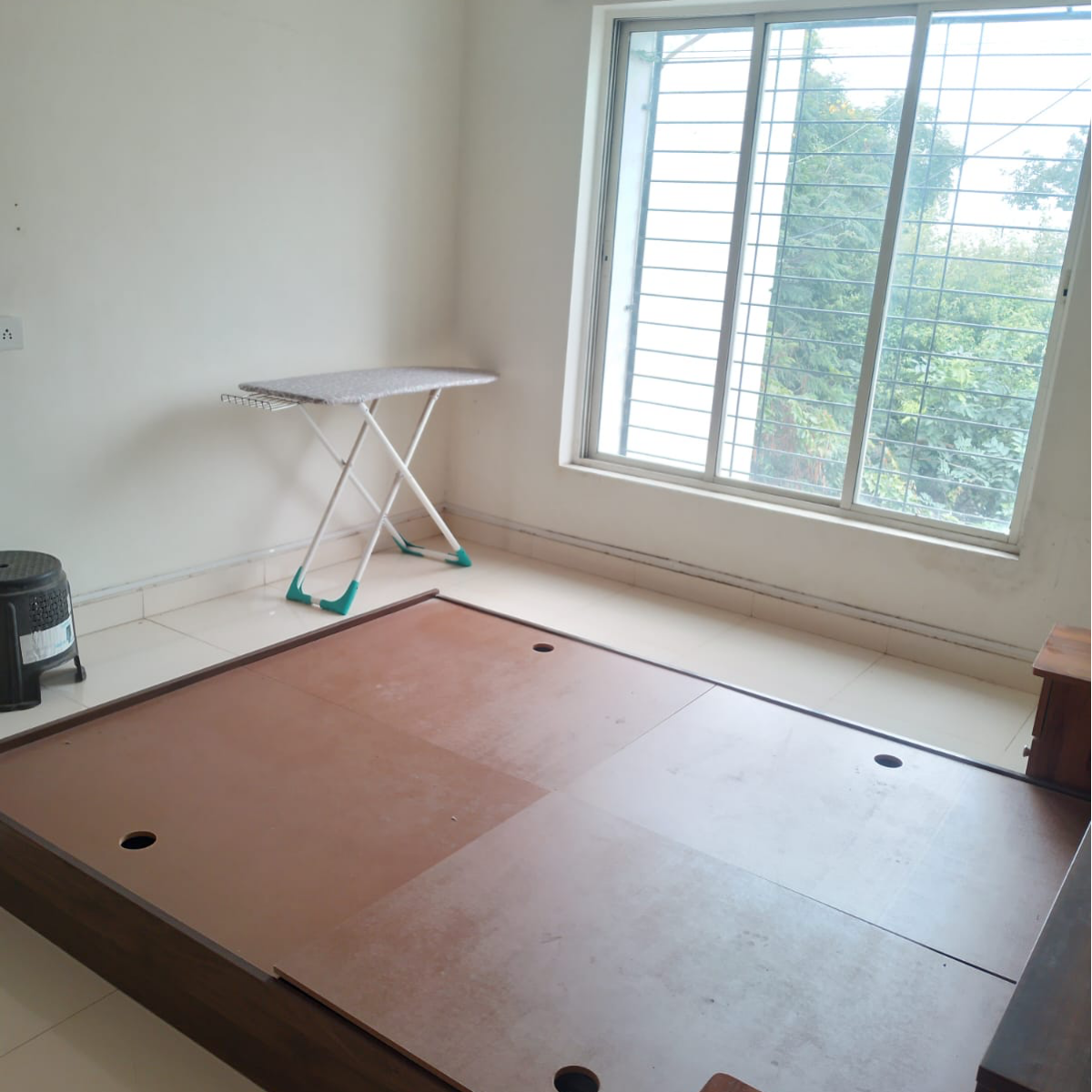 1 BHK Apartment For Rent in Girijyot Apartment