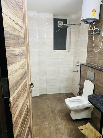 Bathroom in 2 BHK Builder Floor at DLF Exclusive Floors, Sector 53 – for Rent