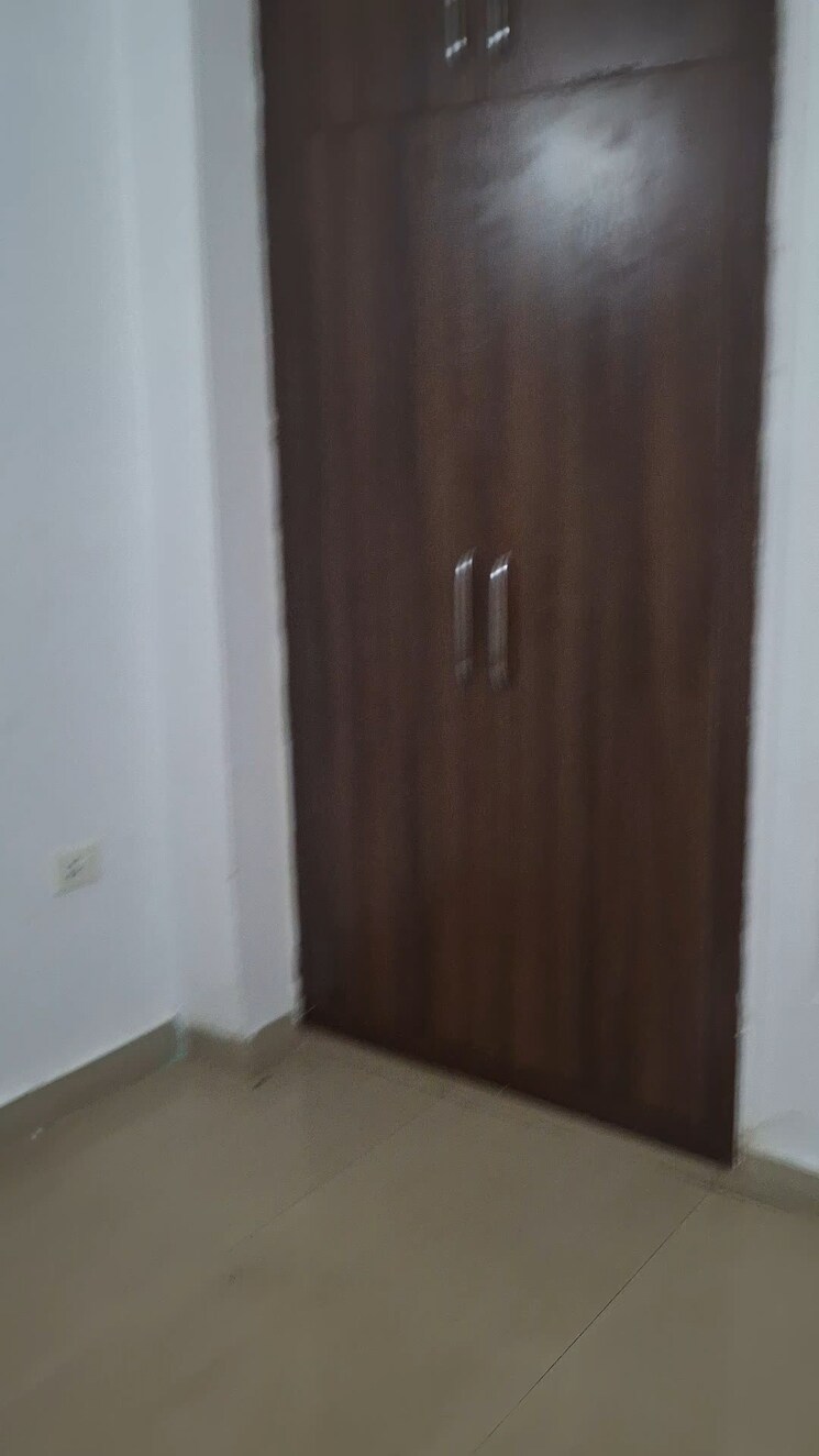 Room, supertech-cape-town 2 Bedroom 1150 Sq.Ft. Apartment In Sector 74 Noida 9029523