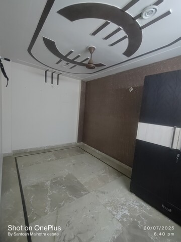 Bedroom in 2 BHK Builder Floor at Dwarka Mor – for Rent