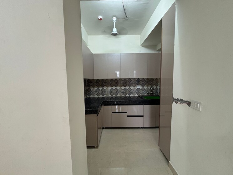 Bathroom, signature-global-prime 2 Bedroom 834 Sq.Ft. Apartment In Sector 63a Gurgaon 9029611