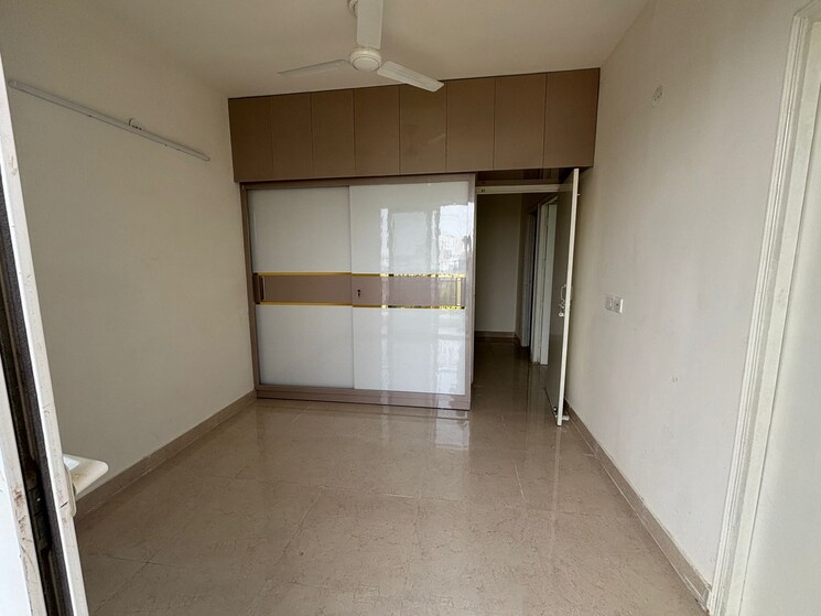 Room, signature-global-prime 2 Bedroom 834 Sq.Ft. Apartment In Sector 63a Gurgaon 9029611