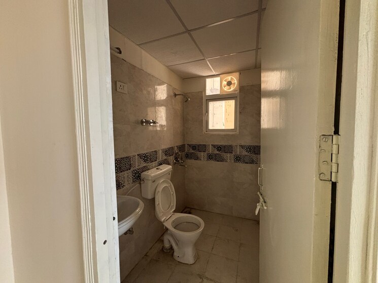 Bathroom, signature-global-prime 2 Bedroom 834 Sq.Ft. Apartment In Sector 63a Gurgaon 9029611