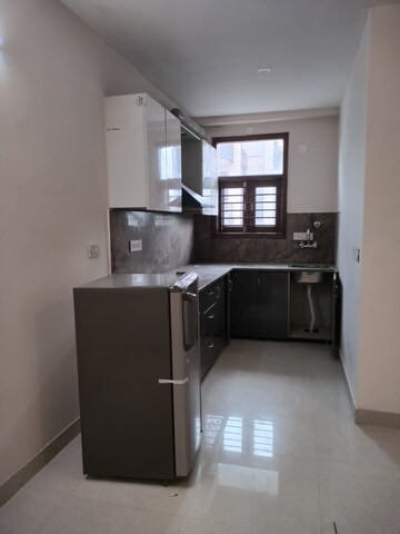 Kitchen in 1 BHK Builder Floor at Sector 28 – for Rent