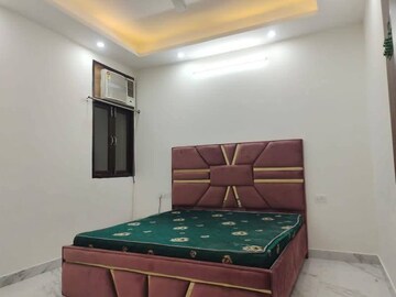 Bedroom in 1 BHK Builder Floor at Saket – for Rent