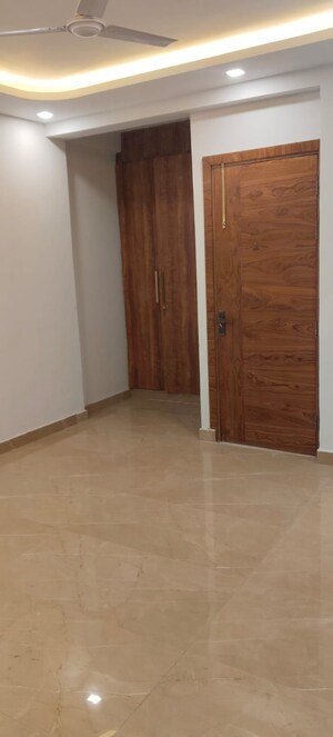 3 BHK Builder Floor For Sale in Green Fields Colony