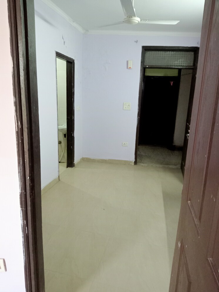 Room, neb sarai 1 Bedroom 450 Sq.Ft. Builder Floor In Neb Sarai Delhi 9029644