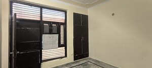 Room in 3 BHK Builder Floor at Green Fields Colony – for Sale